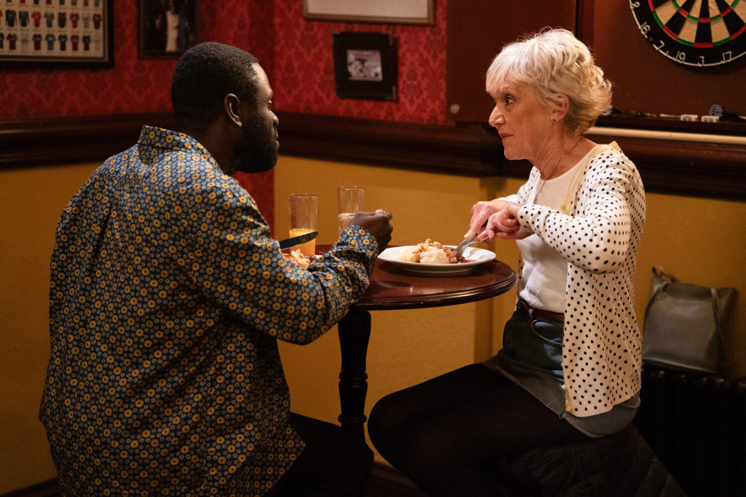 Jean and Kojo talk on EastEnders