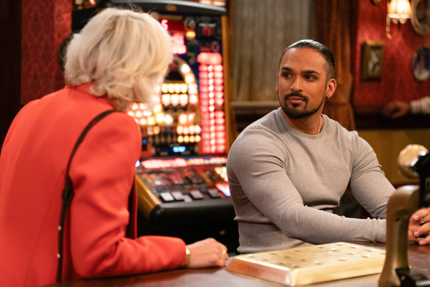 Nicola talks to Ravi on EastEnders