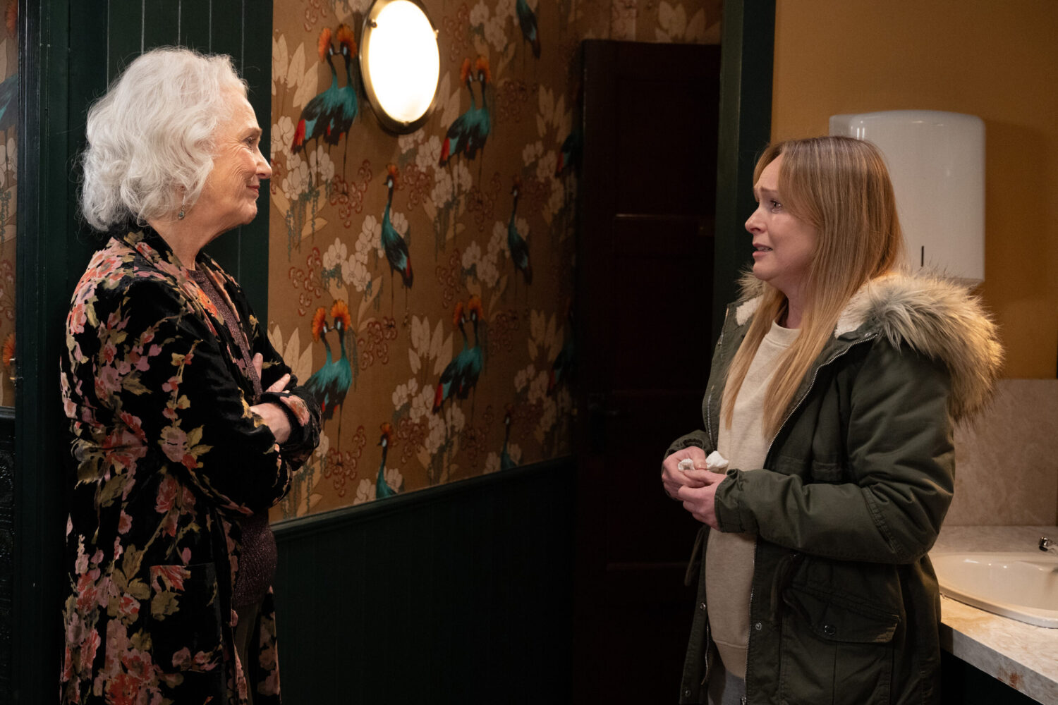 Mary and Vanessa talking in Emmerdale
